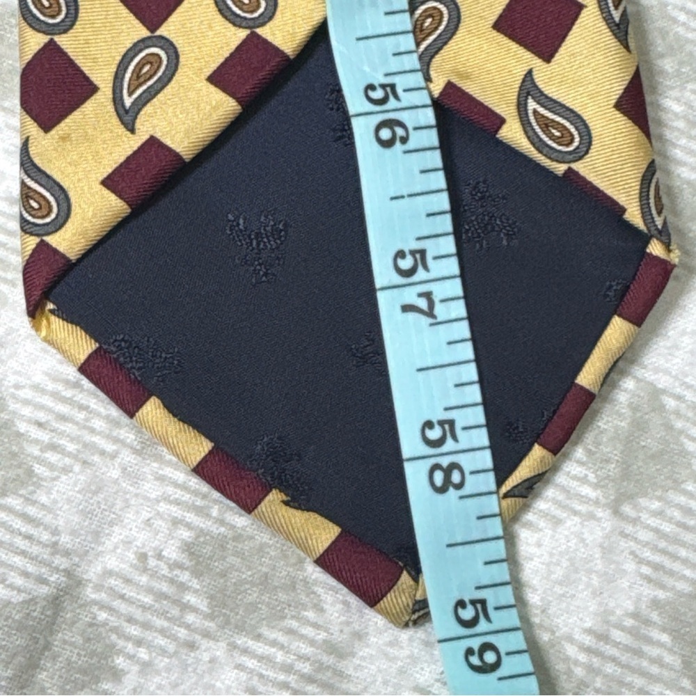 BROOKS BROTHERS Makers Men's 100% Silk Necktie USA Designer PAISLEY Red/Blue GUC - Picture 5 of 5